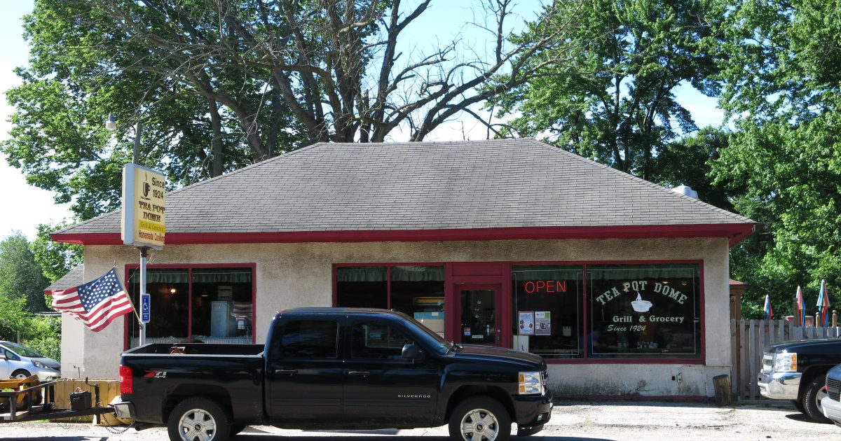 Teapot Dome West South Haven Visitors Bureau